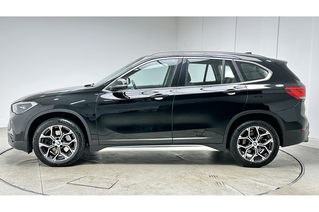 BMW X1 20I Xline Black #6