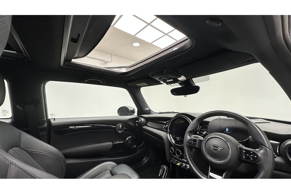 Mini Electric Cooper Se Level 3 Black #2