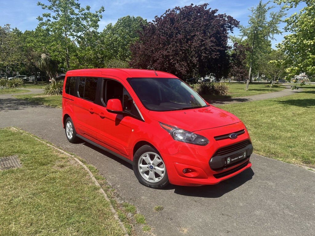 Ford Tourneo Connect Mpv Titanium 2.5 Lpg 202121 Red