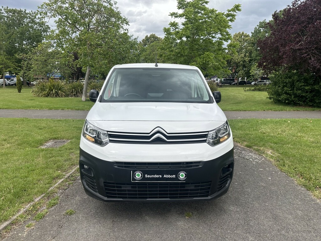 Citroen Berlingo Panel Van 1.5 Bluehdi 650 Enterprise M Pro 20217 LC71HME White #2