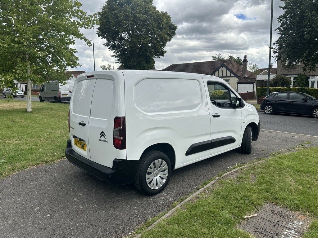 Citroen Berlingo Panel Van 1.5 Bluehdi 650 Enterprise M Pro 20217 LC71HME White #4