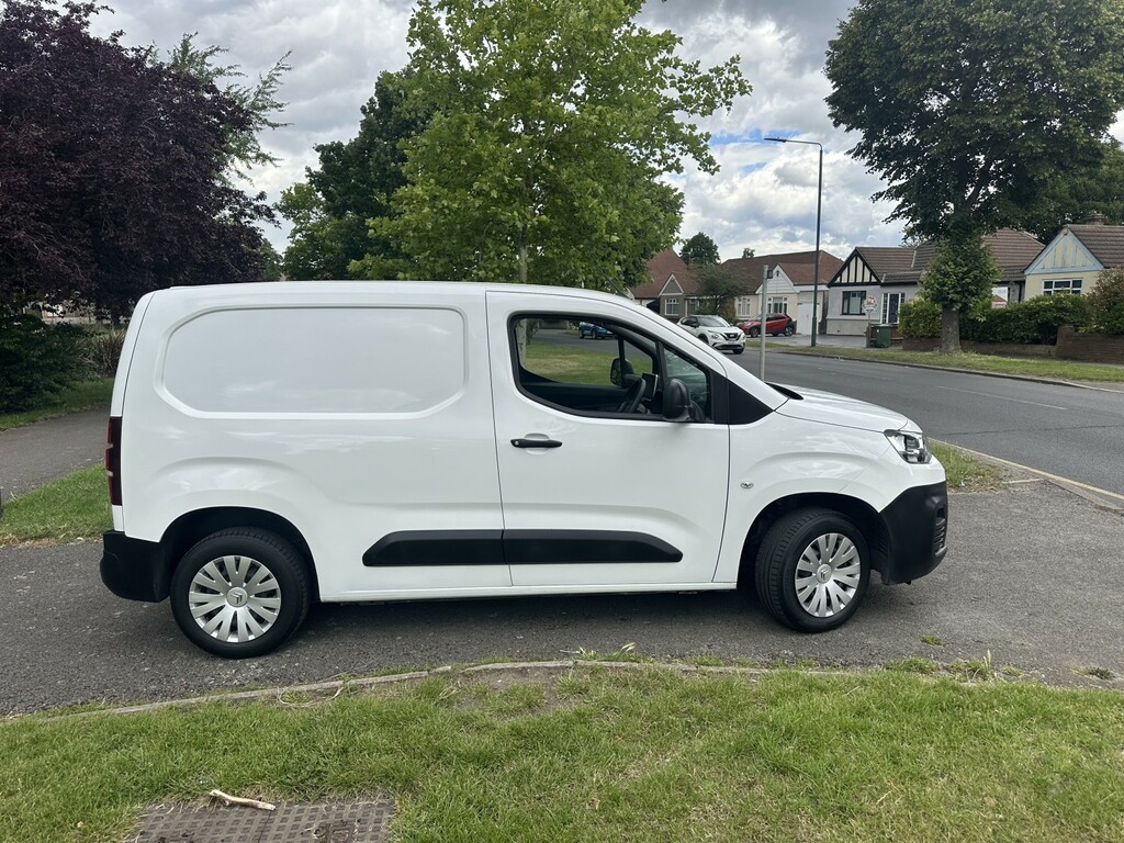 Citroen Berlingo Panel Van 1.5 Bluehdi 650 Enterprise M Pro 20217 LC71HME White #3