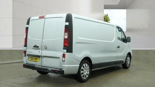 Vauxhall Vivaro 1.6 Cdti 2900 Sportive Silver #4