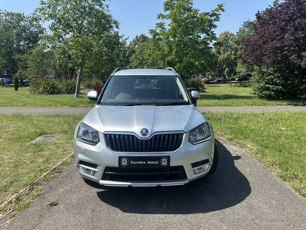 Skoda Yeti Suv 1.2 Tsi Se L 2016 YW16POF Silver #2