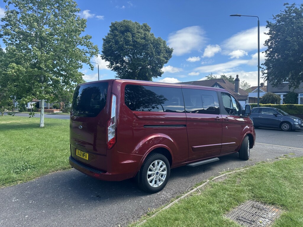 Ford Tourneo Custom 2.0 320 Ecoblue Titanium Red #4