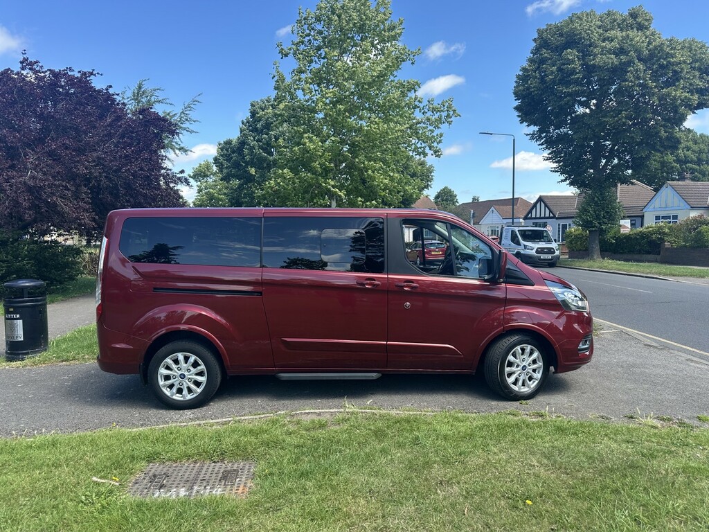 Ford Tourneo Custom 2.0 320 Ecoblue Titanium Red #3