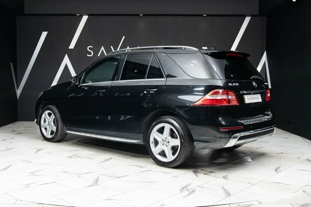Mercedes-Benz M Class 2015 2.1 Ml250 Bluetec Amg Line Suv G-t Black #6