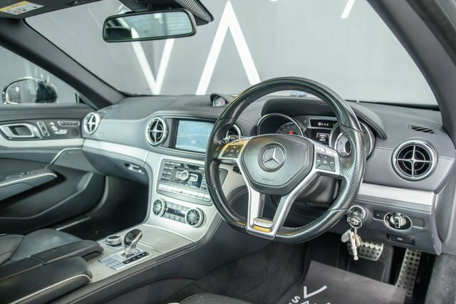 Mercedes-Benz SL Class 2015 3.0 Sl400 Amg Sport Convertible G- Black #2