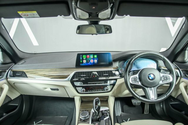 BMW 5 Series 2019 2.0 520D M Sport Touring Xdri Grey #2