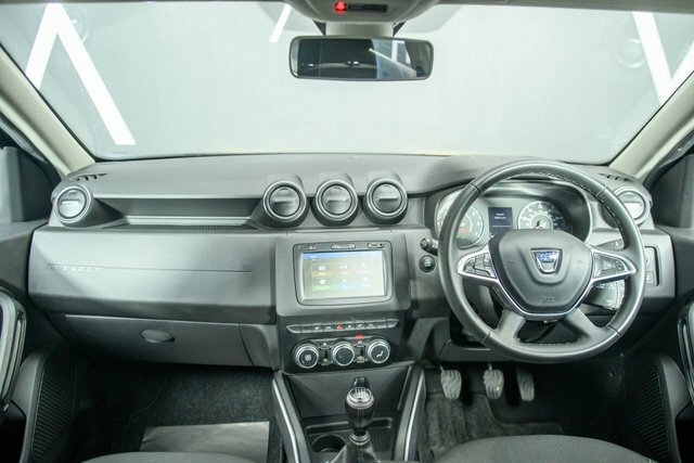 Dacia Duster 2018 1.5 Blue Dci Prestige Suv E EY68OUP Grey #2