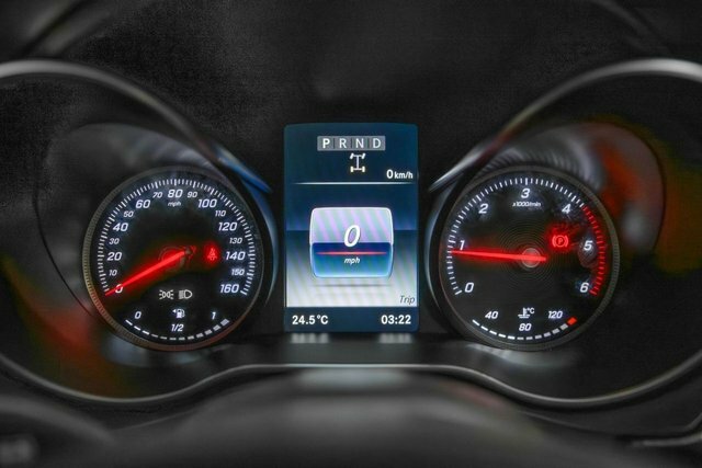 Mercedes-Benz X Class Progressive White #22
