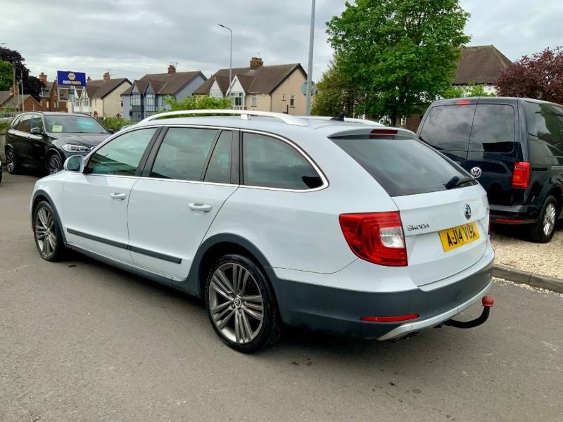 Skoda Superb 2.0 Tdi Cr Tour De France 4X4 - 2014 14 White #4