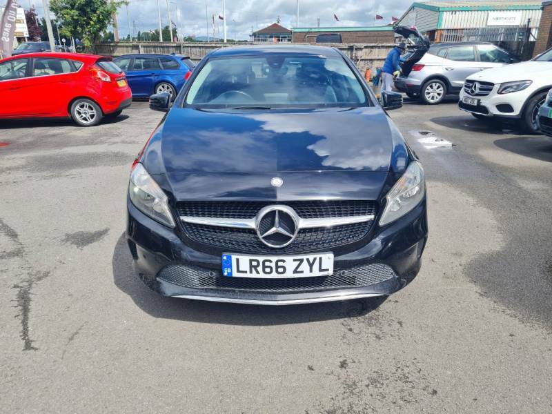 Mercedes-Benz A Class A200d Sport - 2016 66 Black #2
