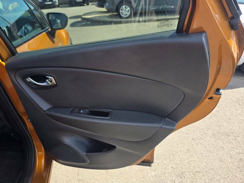Renault Captur 0.9 Tce 90 Iconic  #16