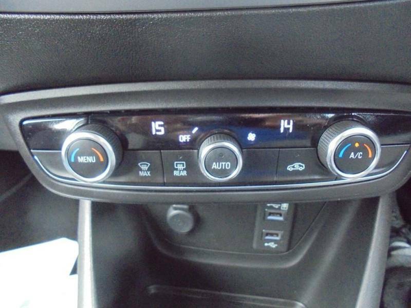 Vauxhall Crossland X 1.2 Tech Line Nav Blue #11
