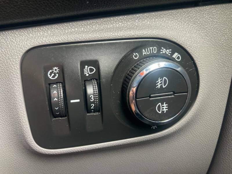 Vauxhall Corsa 2017 1.4I Ecoflex Limited Edition Hatchback Pe White #9