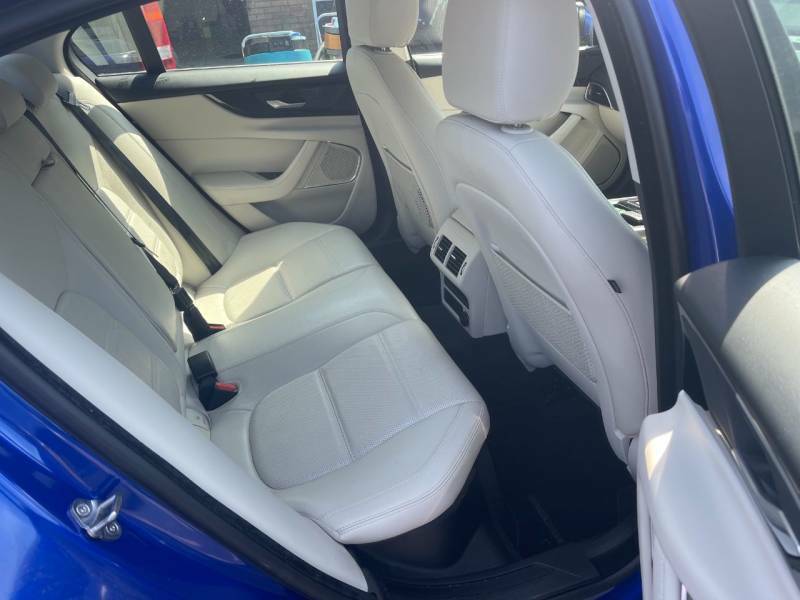 Jaguar XE 2.0 D R-sport 177 Bhp Grey #10