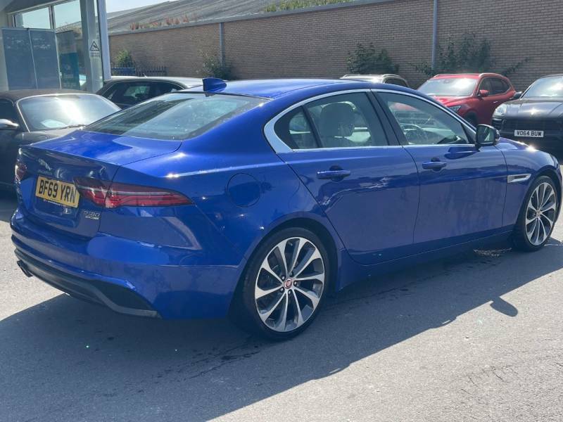 Jaguar XE 2.0D Se Blue #6