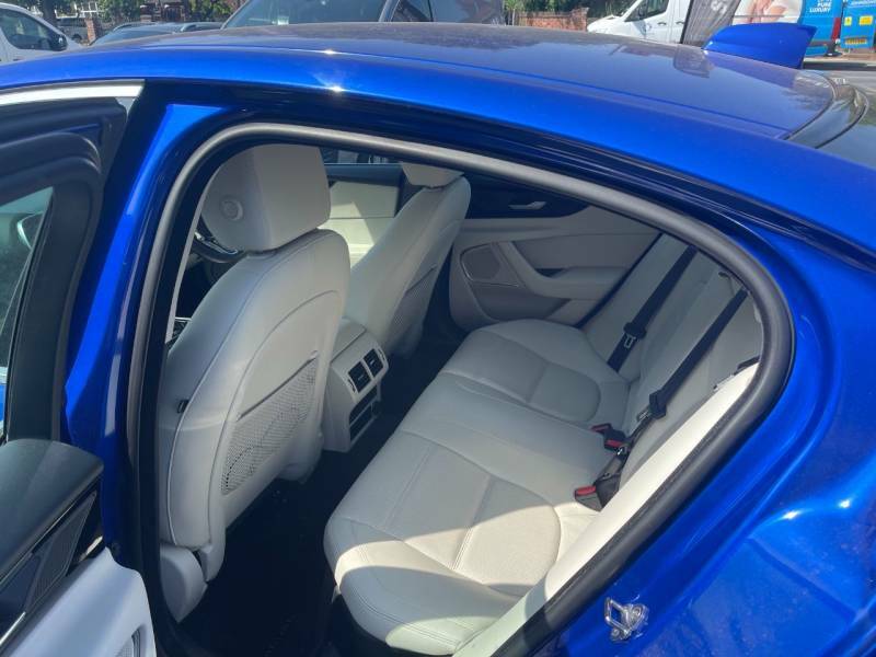 Jaguar XE 2.0 D R-sport 177 Bhp Grey #11