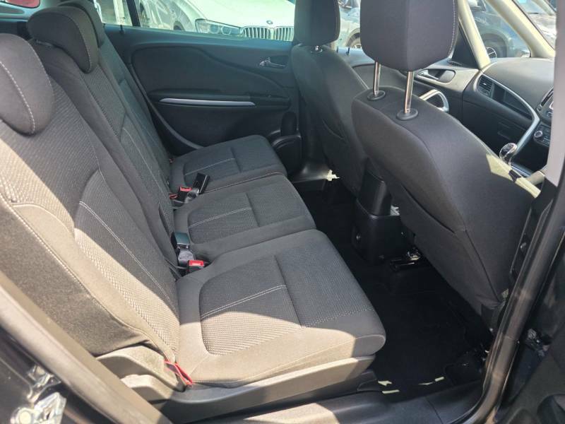 Vauxhall Zafira 1.4T Design Silver #15