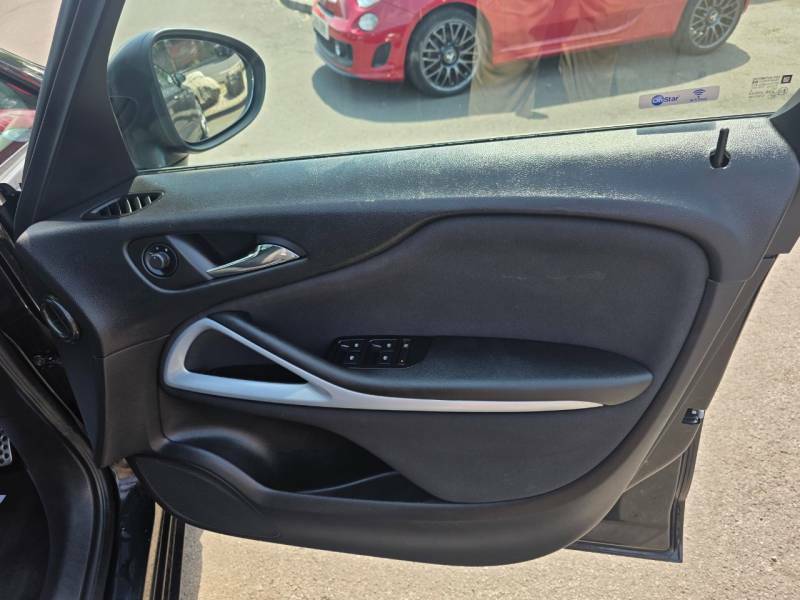Vauxhall Zafira 1.4T Design Silver #19