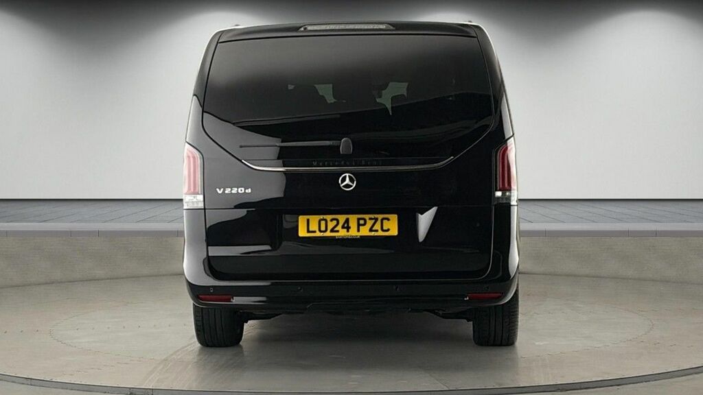 Mercedes-Benz V Class 2.0 V220d Premium Mpv G-tronic Euro 6 LO24PZC Black #4