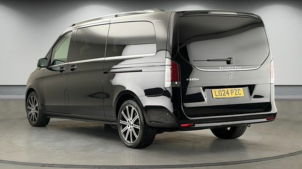 Mercedes-Benz V Class 2.0 V220d Premium Mpv G-tronic Euro 6 LO24PZC Black #2