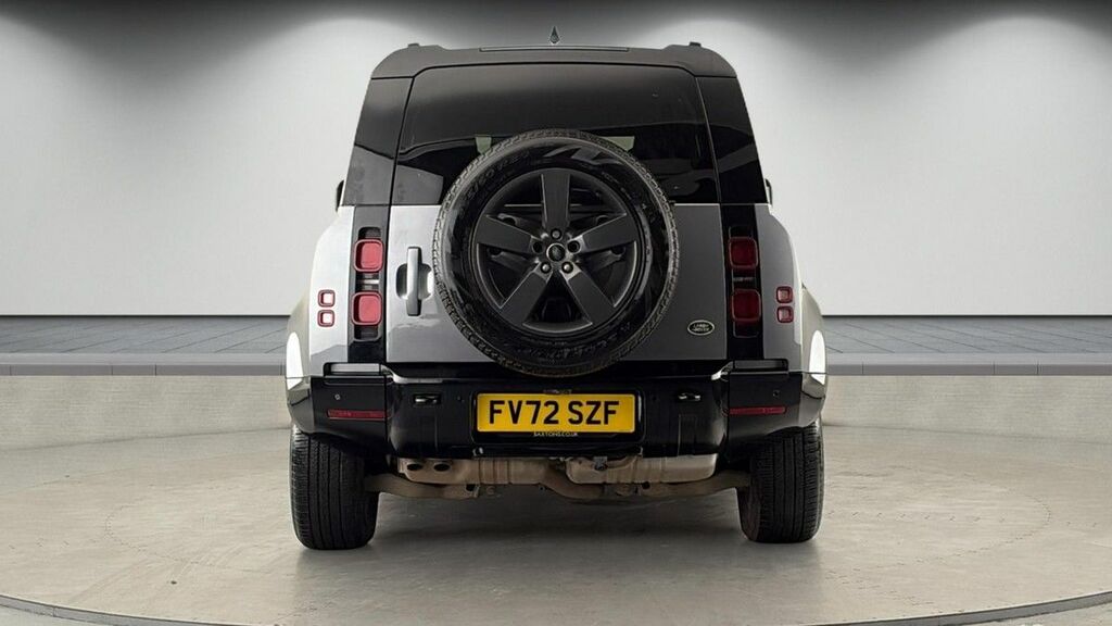 Land Rover Defender 110 3.0 D250 Mhev X-dynamic Se Suv 4Wd FV72SZF Grey #4