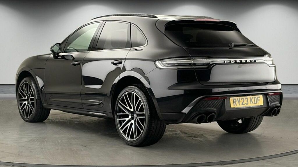 Porsche Macan 2.9T V6 S Suv Pdk 4Wd Euro 6 Ss 380 RY23KDF Black #2