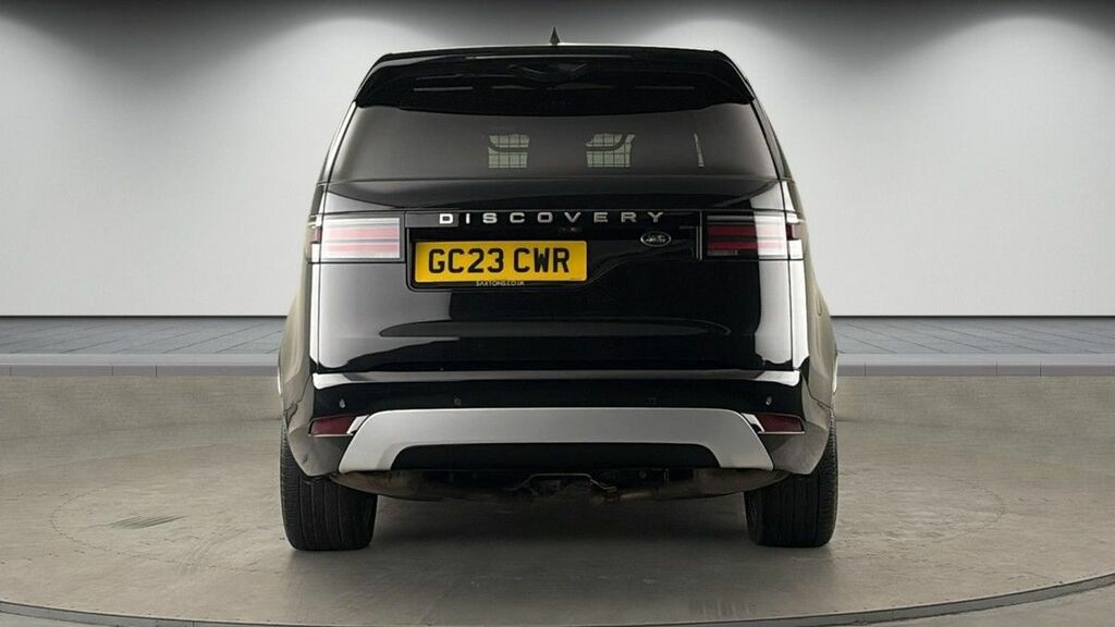 Land Rover Discovery 3.0 D300 Mhev Metropolitan Edition Suv GC23CWR Black #4
