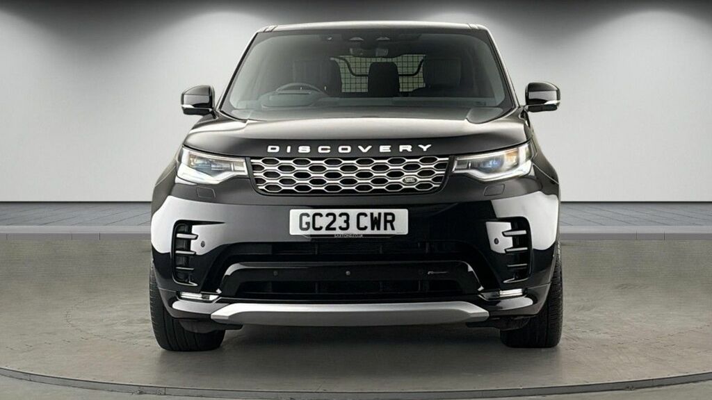 Land Rover Discovery 3.0 D300 Mhev Metropolitan Edition Suv GC23CWR Black #3
