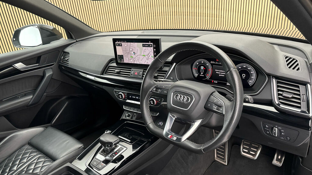 Audi Q5 2.0 Tdi 40 Edition 1 Suv S Tronic Quatt GY72YYO Black #5