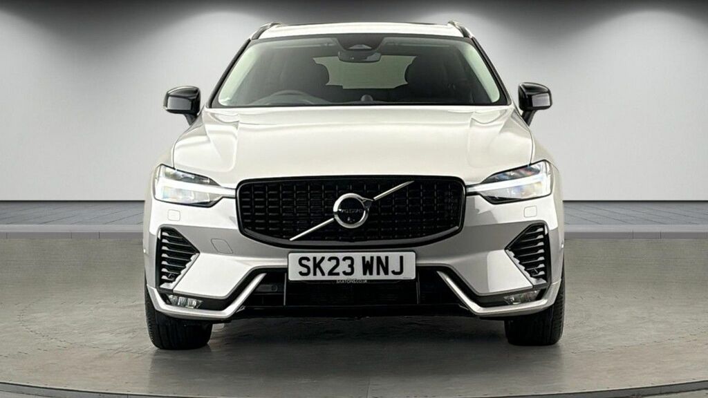 Volvo XC60 2.0 B5 Mhev Ultimate Suv Hybrid Aw SK23WNJ Silver #3
