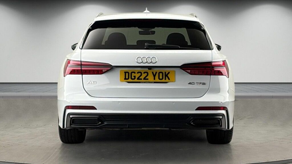 Audi A6 Avant 2.0 Tfsi 40 Black Edition Estate S Tron White #4