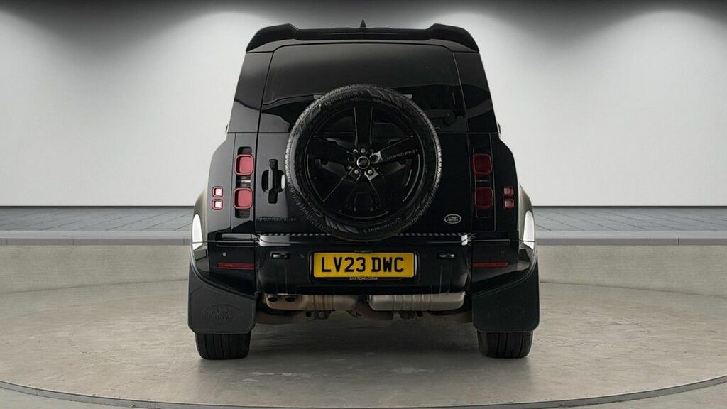 Land Rover Defender 110 3.0 D300 Mhev X-dynamic Hse Suv 4W LV23DWC Black #4