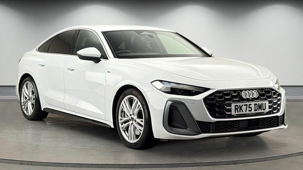 Audi A5 2.0 E-hybrid 25.9Kwh S Line Saloon Plug White