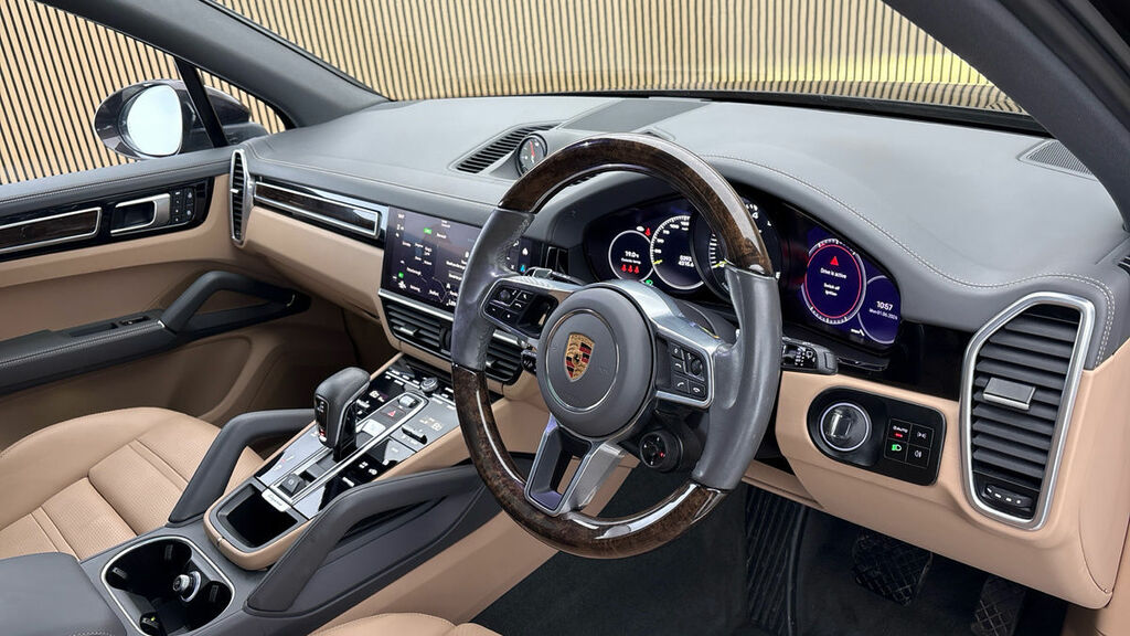 Porsche Cayenne 3.0 V6 E-hybrid 17.9Kwh Platinum Edition Suv P PX72LBJ #5