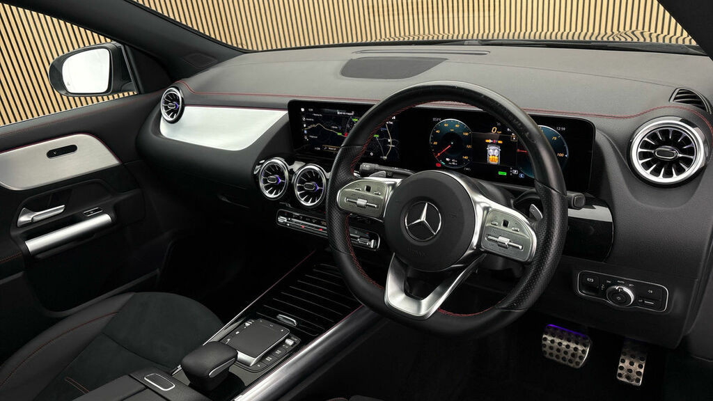 Mercedes-Benz EQA Eqa 250 70.5Kwh Amg Line Premium Suv Electr Black #5