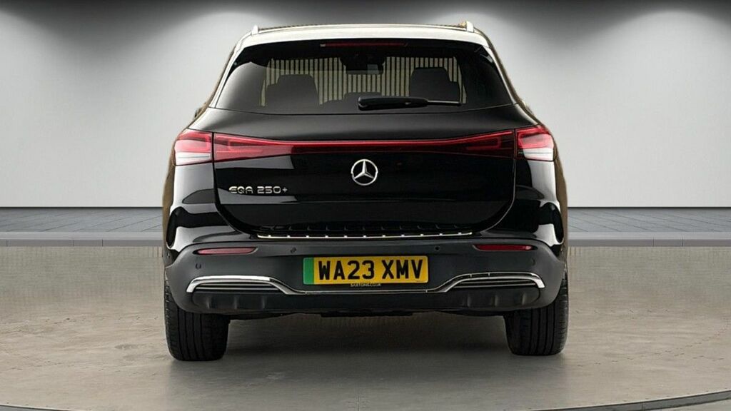 Mercedes-Benz EQA Eqa 250 70.5Kwh Amg Line Premium Suv Electr Black #4