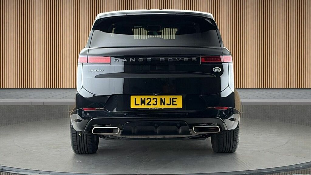 Land Rover Range Rover Sport 3.0 P440e 38.2Kwh Dynamic Se Suv Plug-i LM23NJE Black #4