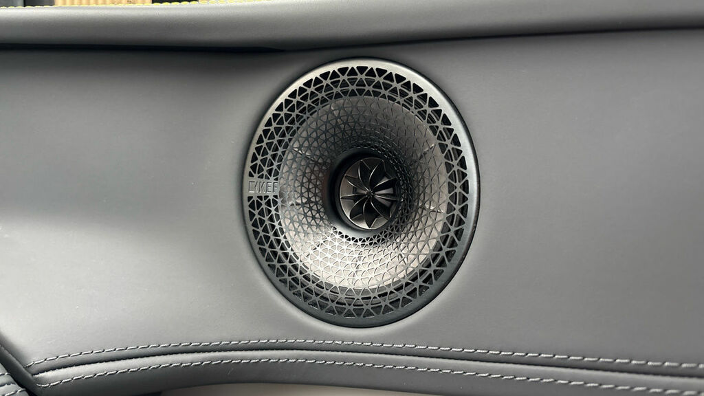 Lotus Eletre 450Kw 112Kwh Black #26