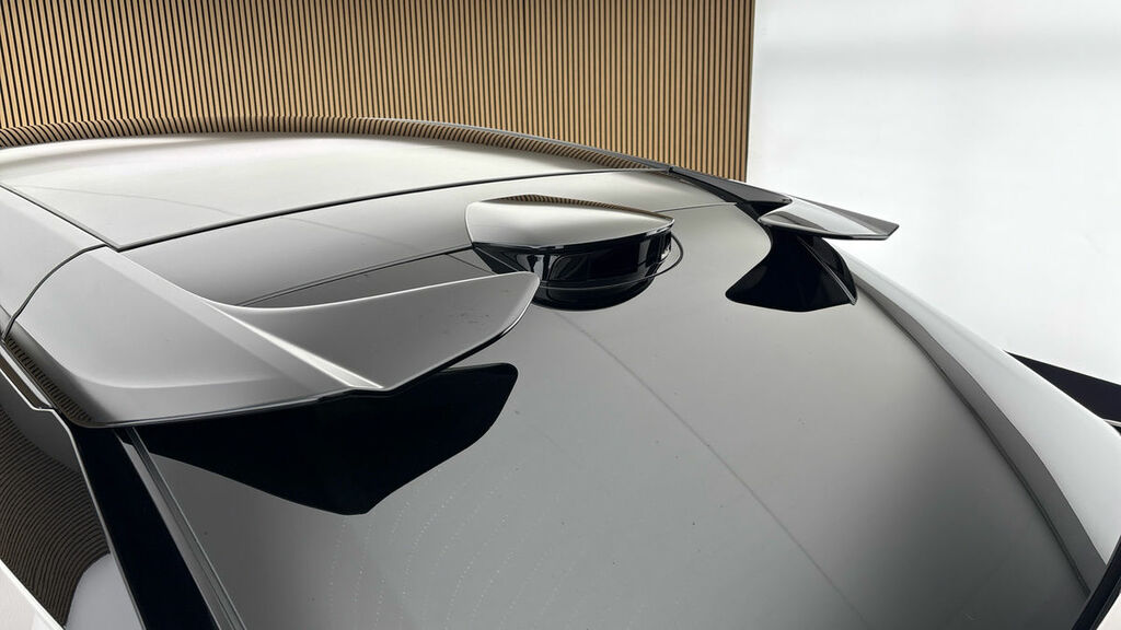 Lotus Eletre 450Kw 112Kwh Black #33