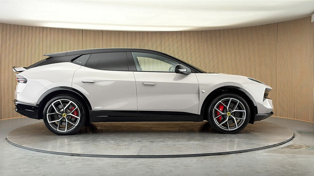 Lotus Eletre 450Kw 112Kwh Black #16