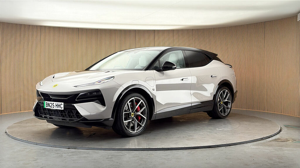 Lotus Eletre 450Kw 112Kwh Black #20