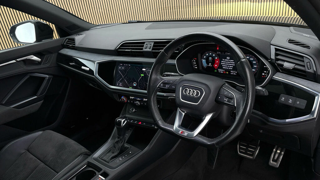 Audi Q3 2.0 Tfsi 40 Black Edition Sportback S T KR71NGE Black #5