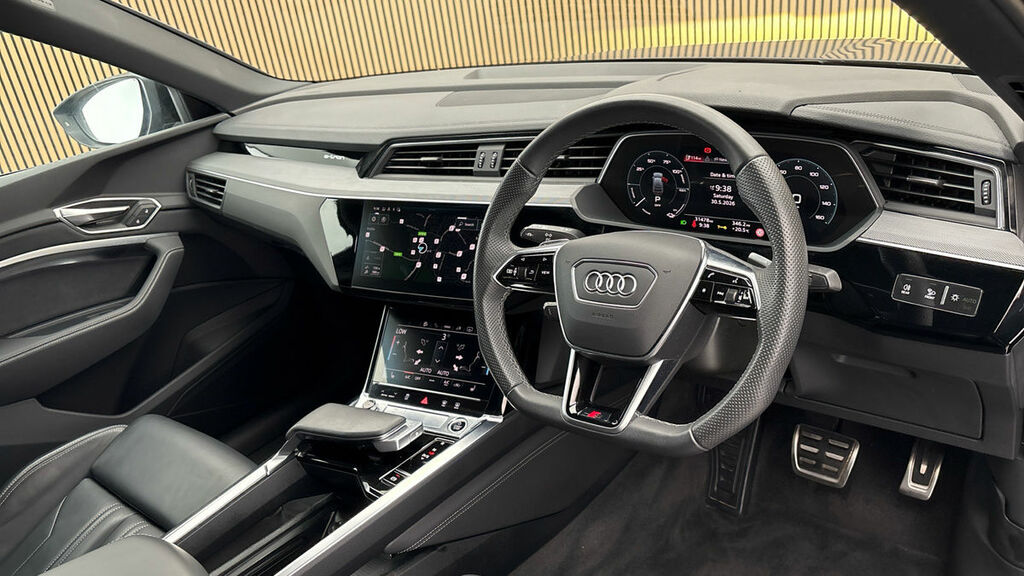 Audi Q8 e tron 50 Black Edition Sportback Quatt Grey #5