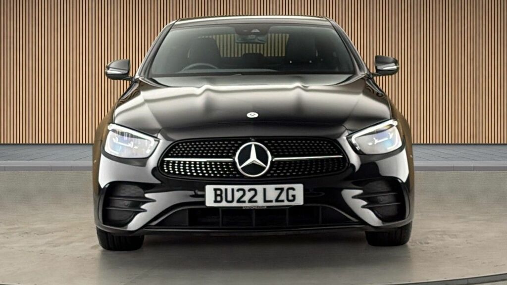 Mercedes-Benz E Class 2.9 E400d Amg Line Night Edition Premium Plus Sa Black #3