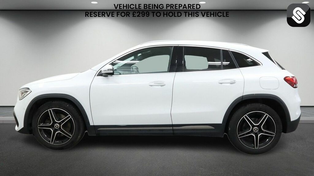 Mercedes-Benz GLA Class 1.3 Gla200 Amg Line Premium Suv 7G-dc KP23ZPX White #6