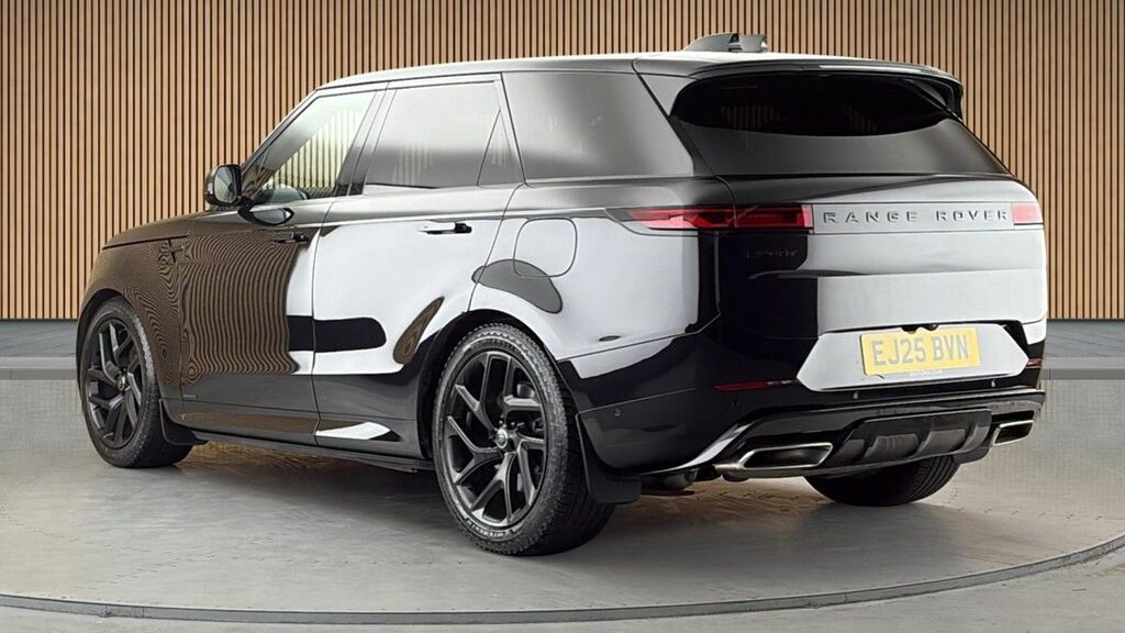 Land Rover Range Rover Sport 3.0 P550e 38.2Kwh Suv Plu EJ25BVN Black #2