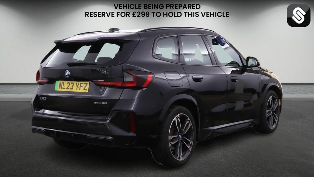 BMW iX1 30 66.5Kwh M Sport Suv Xdrive 1 Blue #4